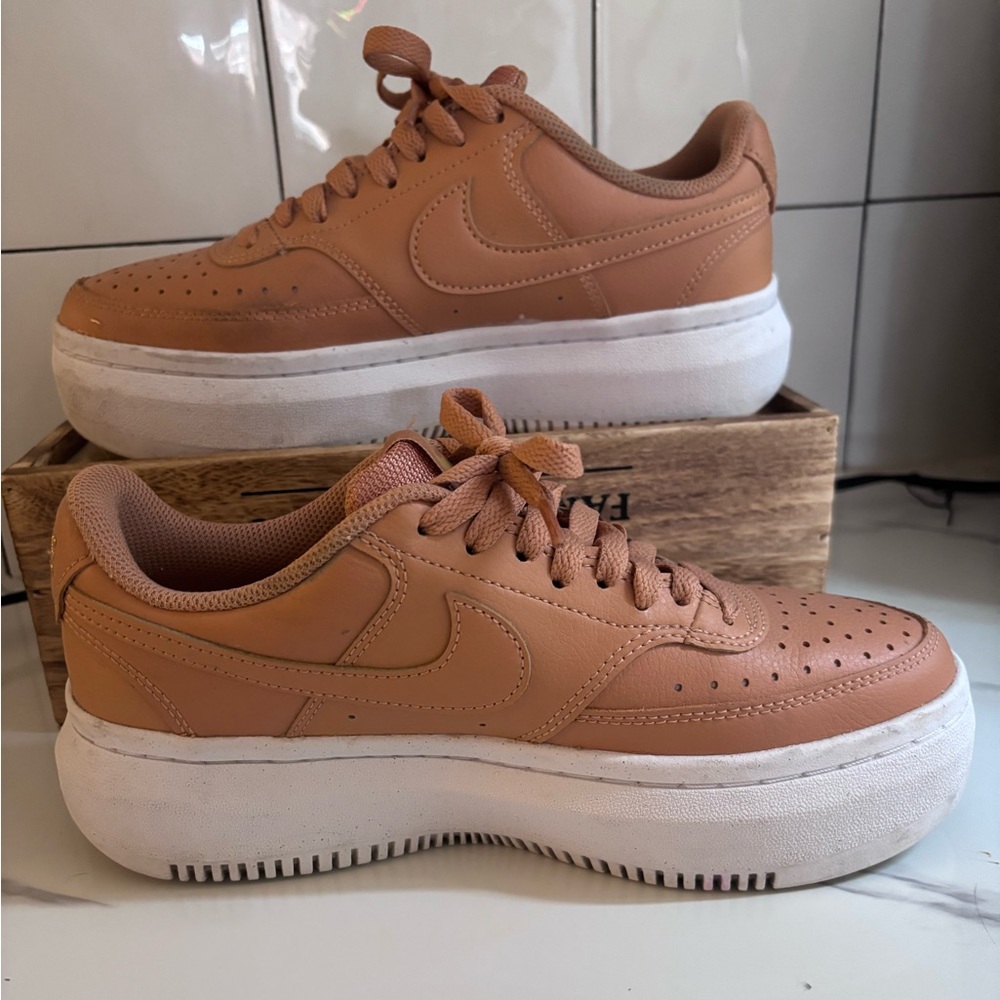 ❌SOLD❌ Size 8 nike court vision lows - Picture 5 of 7